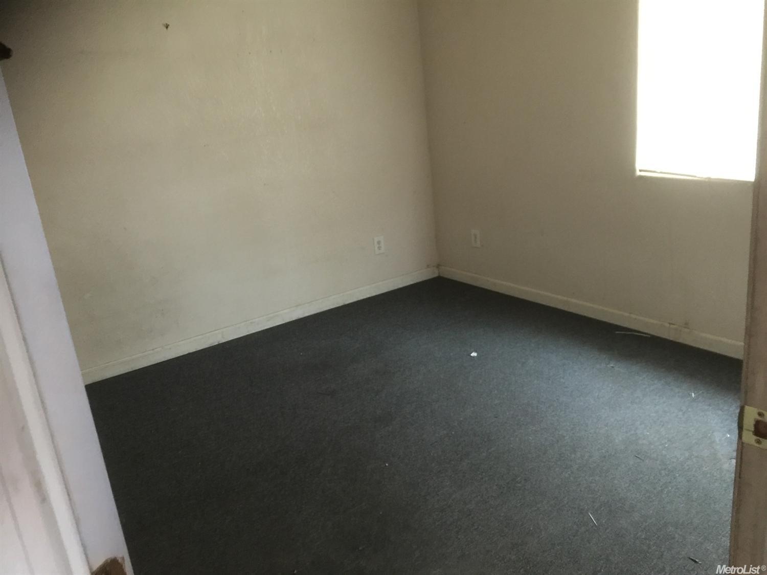 2202 S Scribner St, Stockton, CA 95206 photo 5