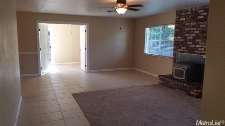 108 Tree Ct, Lodi, CA 95240 photo 10