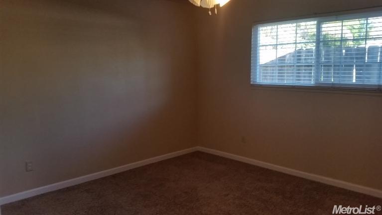 108 Tree Ct, Lodi, CA 95240 photo 14