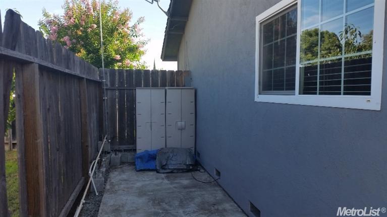108 Tree Ct, Lodi, CA 95240 photo 12