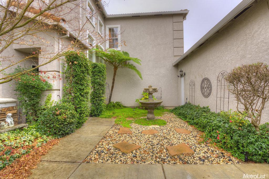4036 Moss Rock Ct, Modesto, CA 95356 photo 3