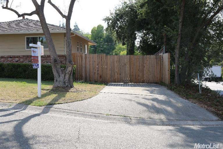 3979 Hillgrove Way, Carmichael, CA 95608 photo 3