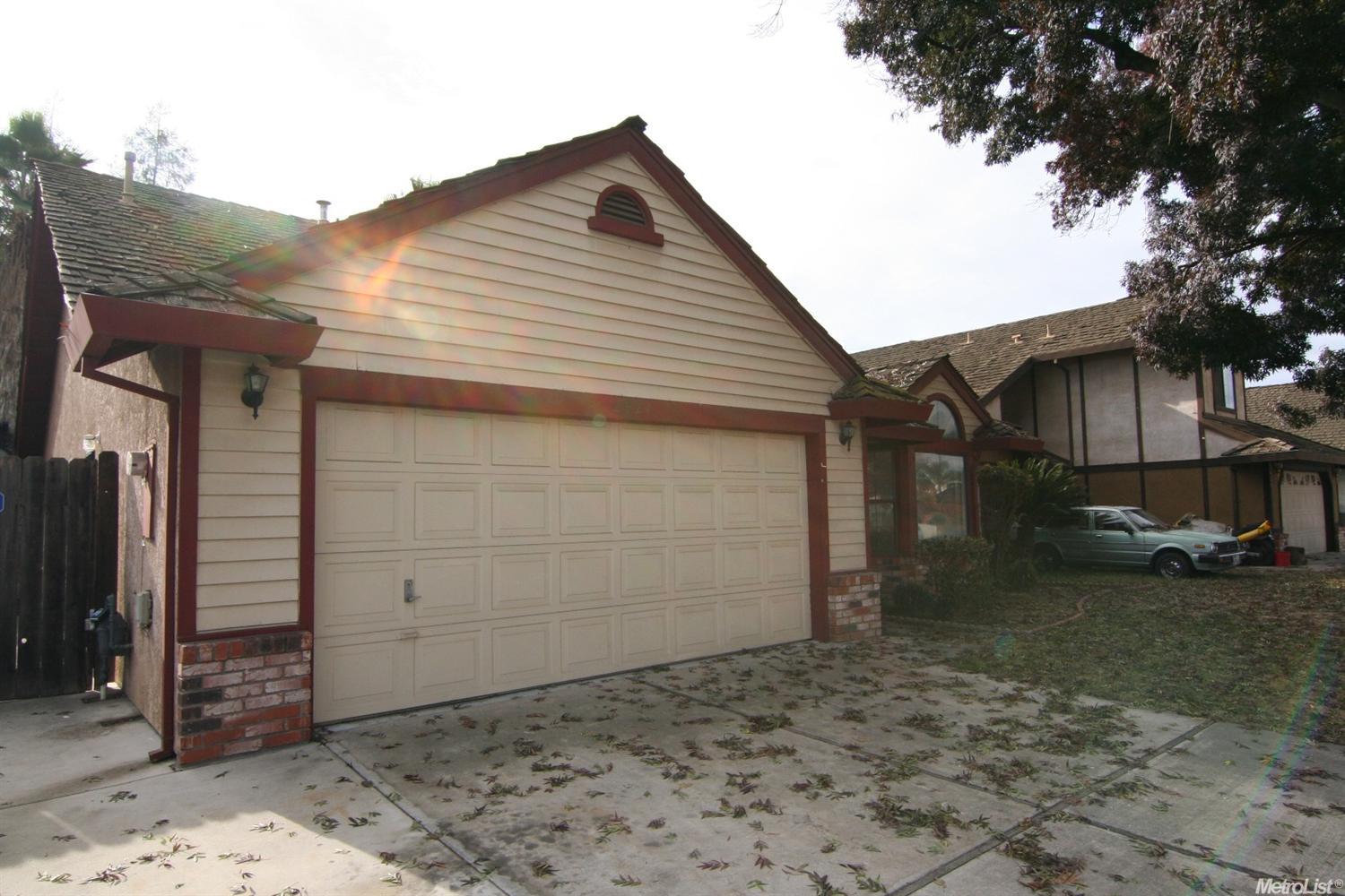 2024 Stracker Way, Modesto, CA 95350 photo 3
