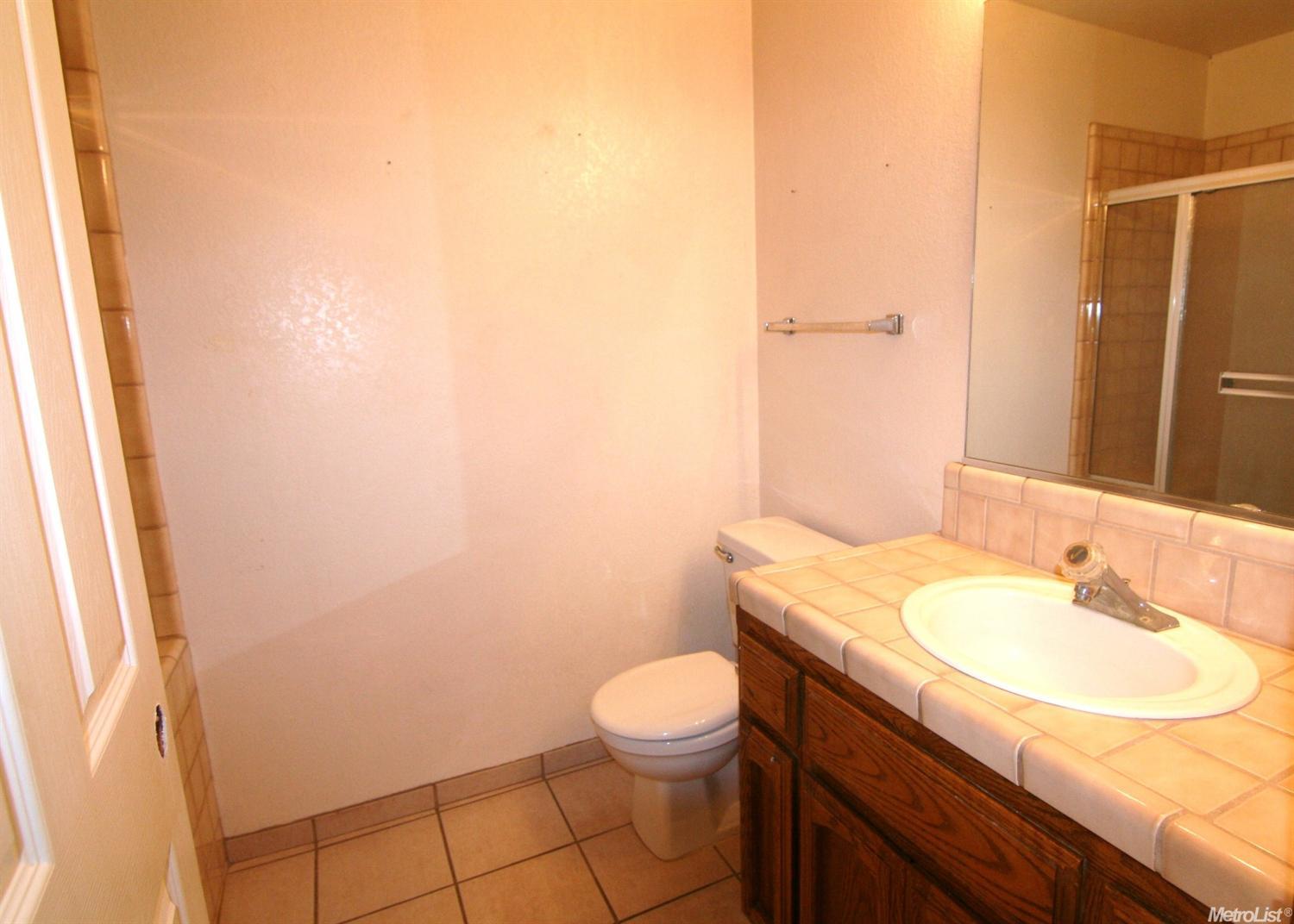 2024 Stracker Way, Modesto, CA 95350 photo 11