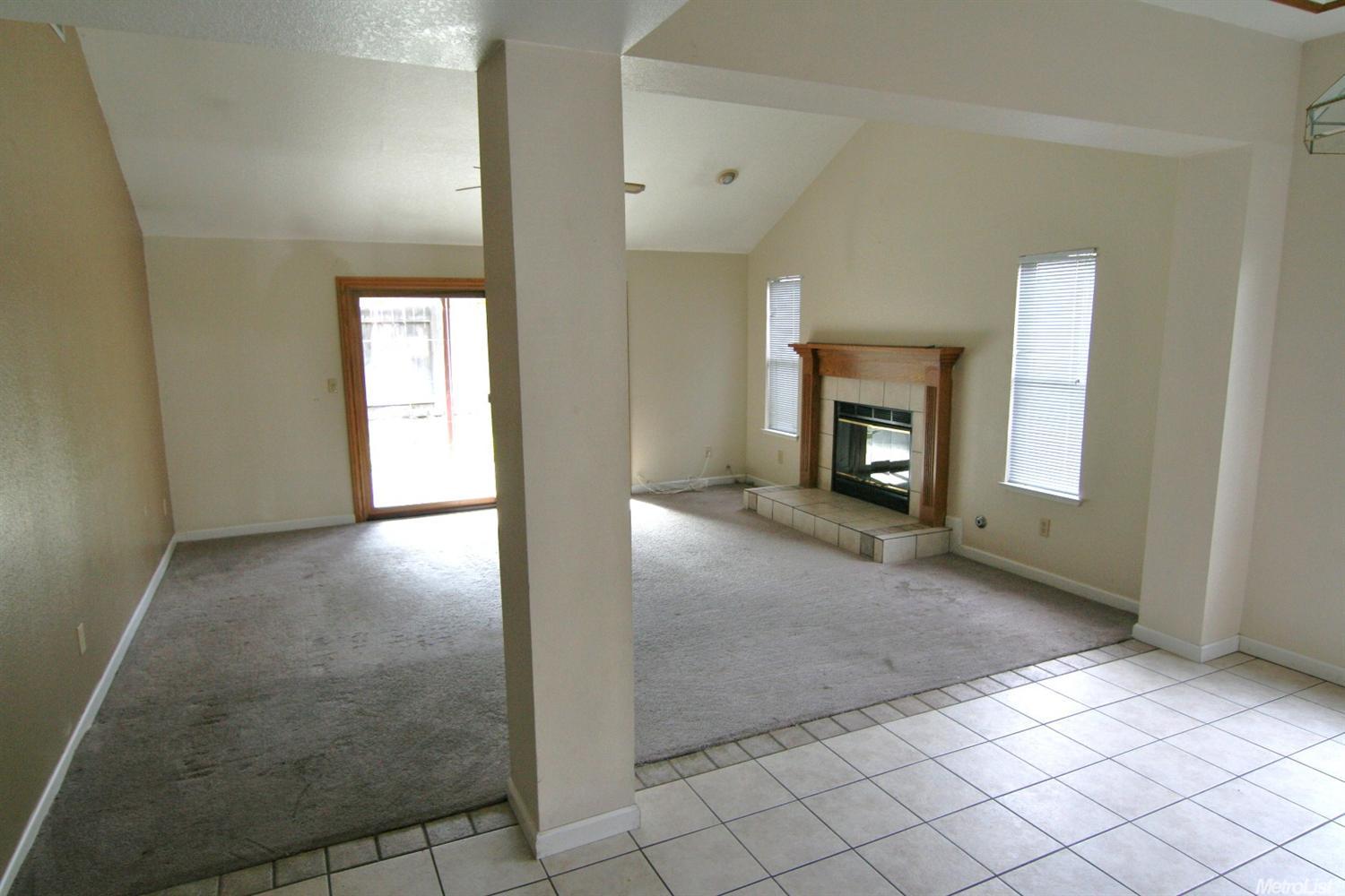 2024 Stracker Way, Modesto, CA 95350 photo 4