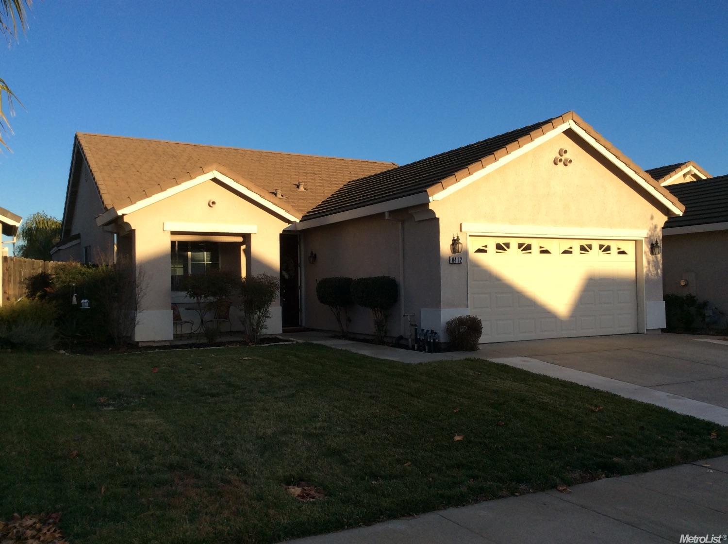 8412 Sundrop Way, Antelope, CA 95843 photo 2