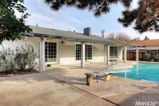 1716 Crestview Dr, Modesto, CA 95355 photo 23