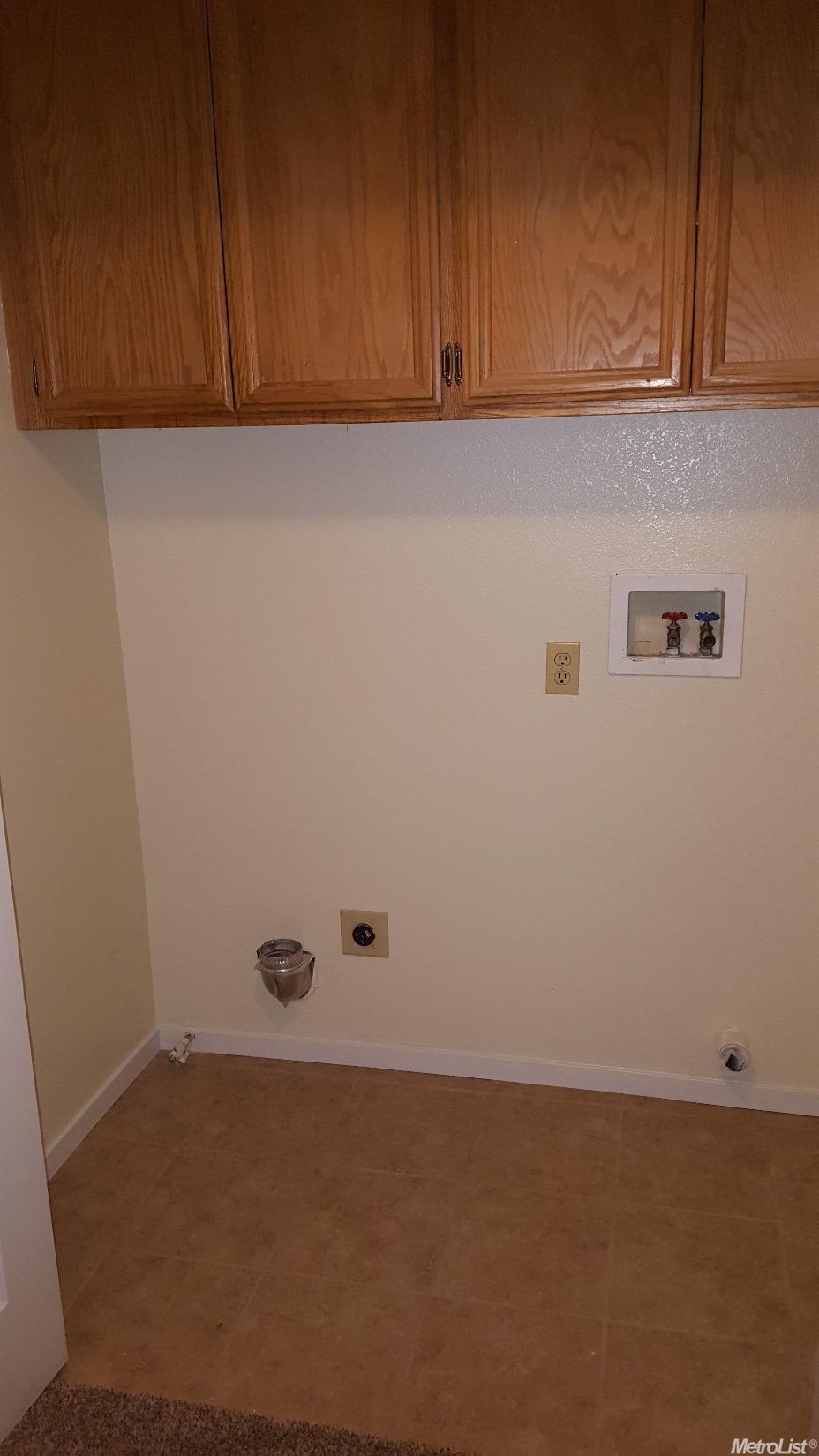 8133 Otium Ct, Antelope, CA 95843 photo 4
