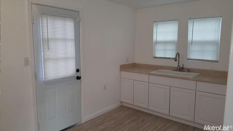 24134 Center St, Volta, CA 93635 photo 4