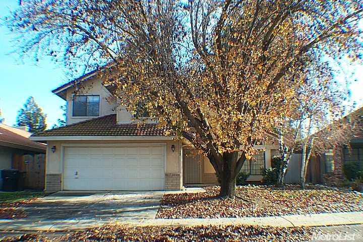 1712 Bergen Dr, Modesto, CA 95350 photo 1