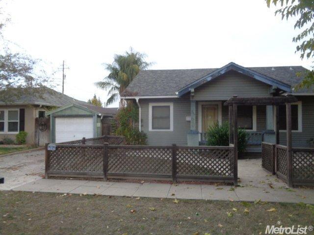 236 S Elm Ave, Ripon, CA 95366 photo 1