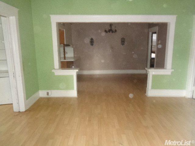 236 S Elm Ave, Ripon, CA 95366 photo 6