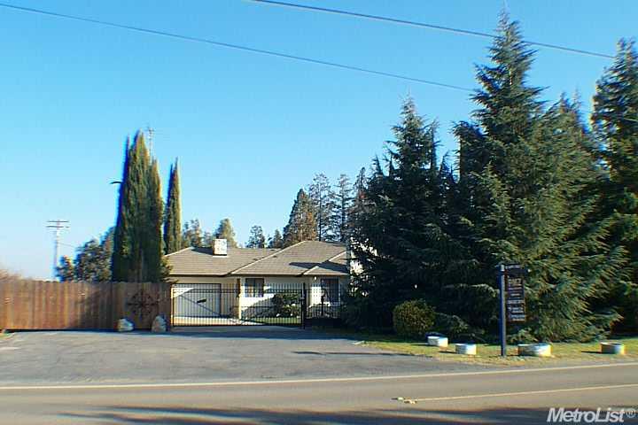 2366 N Hart Rd, Modesto, CA 95358 photo 2