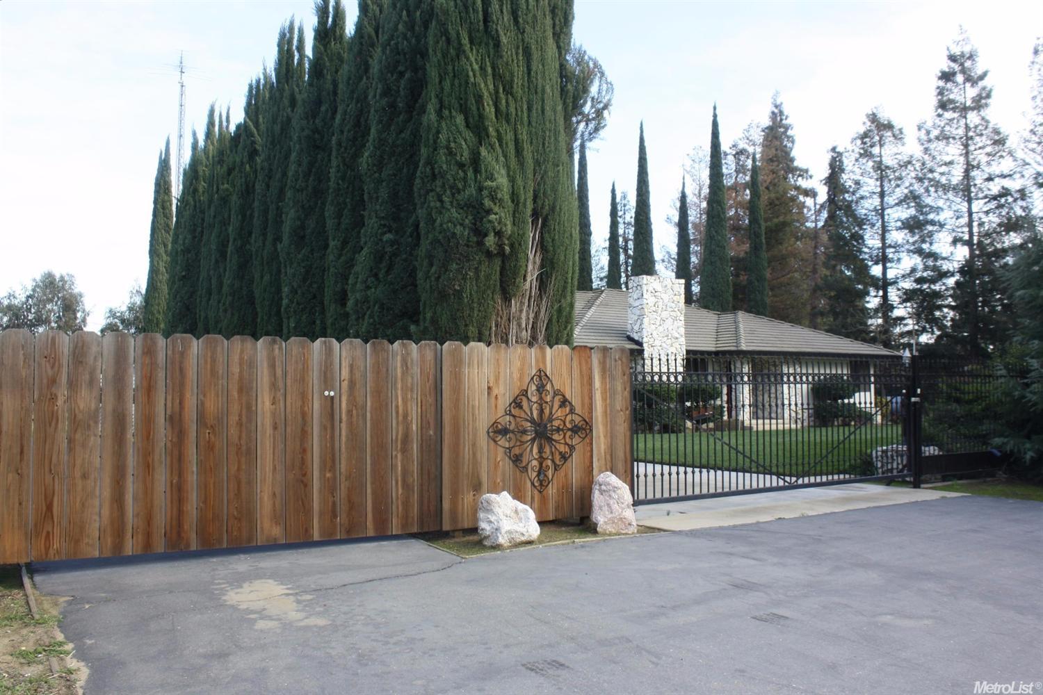 2366 N Hart Rd, Modesto, CA 95358 photo 3