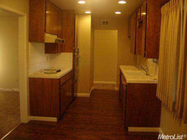 1500 Rose Ave, Modesto, CA 95355 photo 5