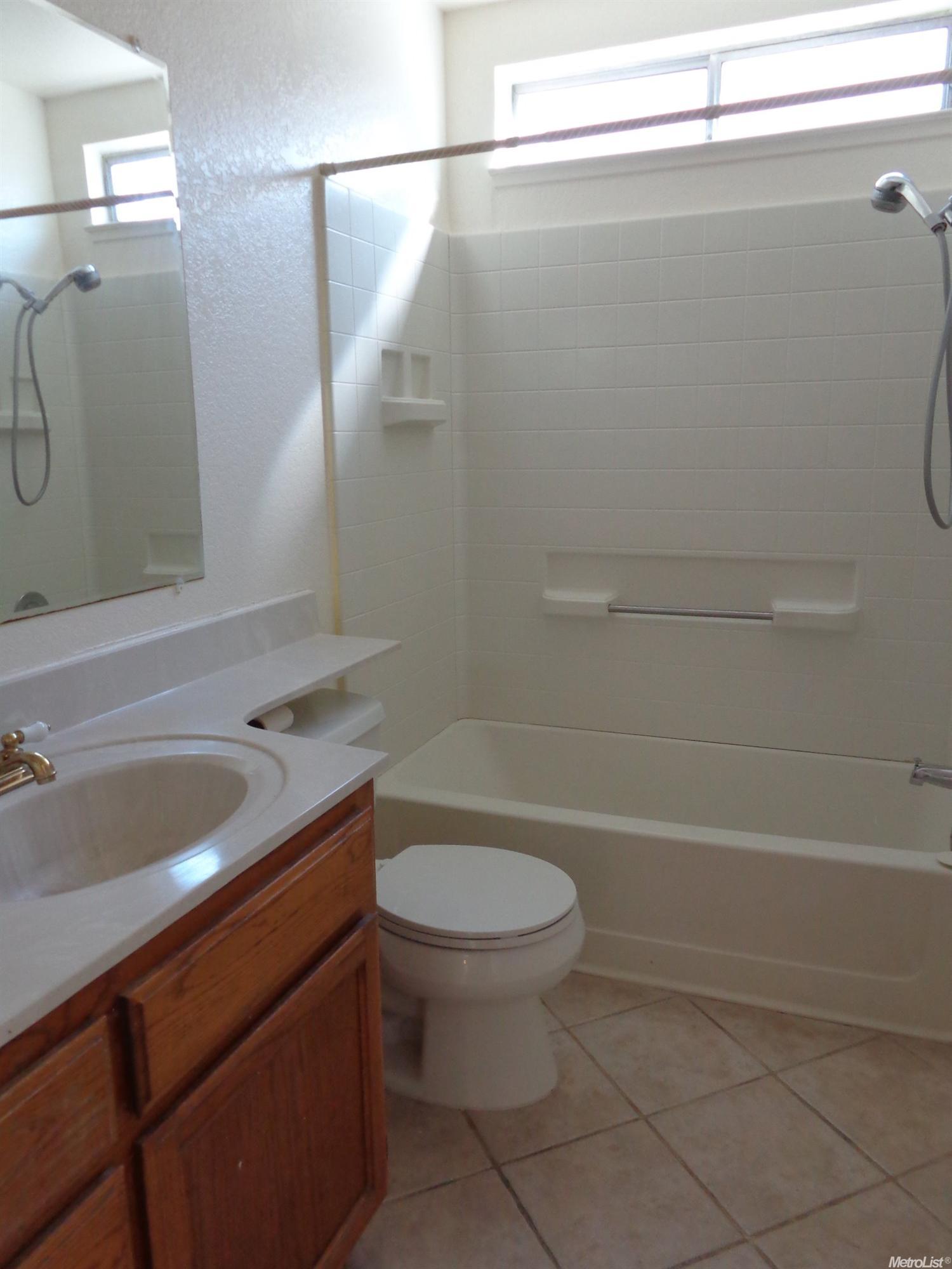 3729 Wild Palms, Modesto, CA 95355 photo 9