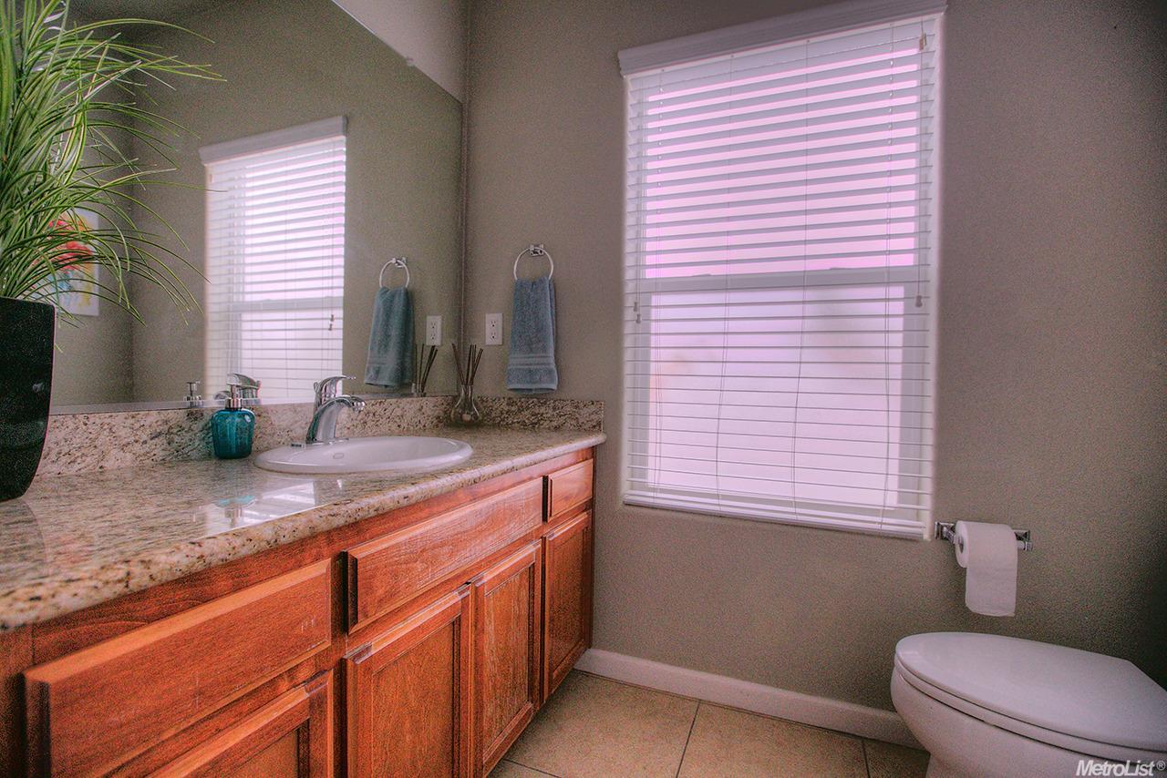 3083 Point Grey Rd, Ceres, CA 95307 photo 14