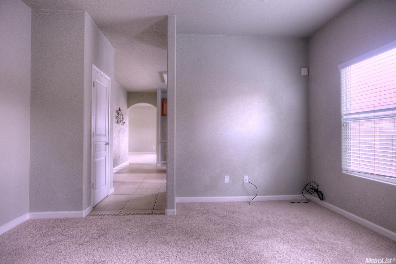 3083 Point Grey Rd, Ceres, CA 95307 photo 7