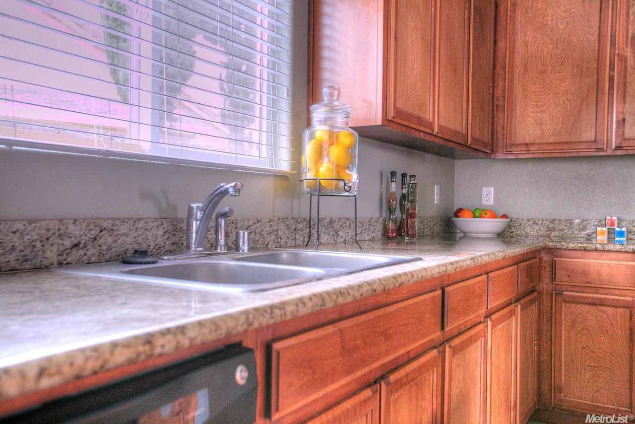 3083 Point Grey Rd, Ceres, CA 95307 photo 10