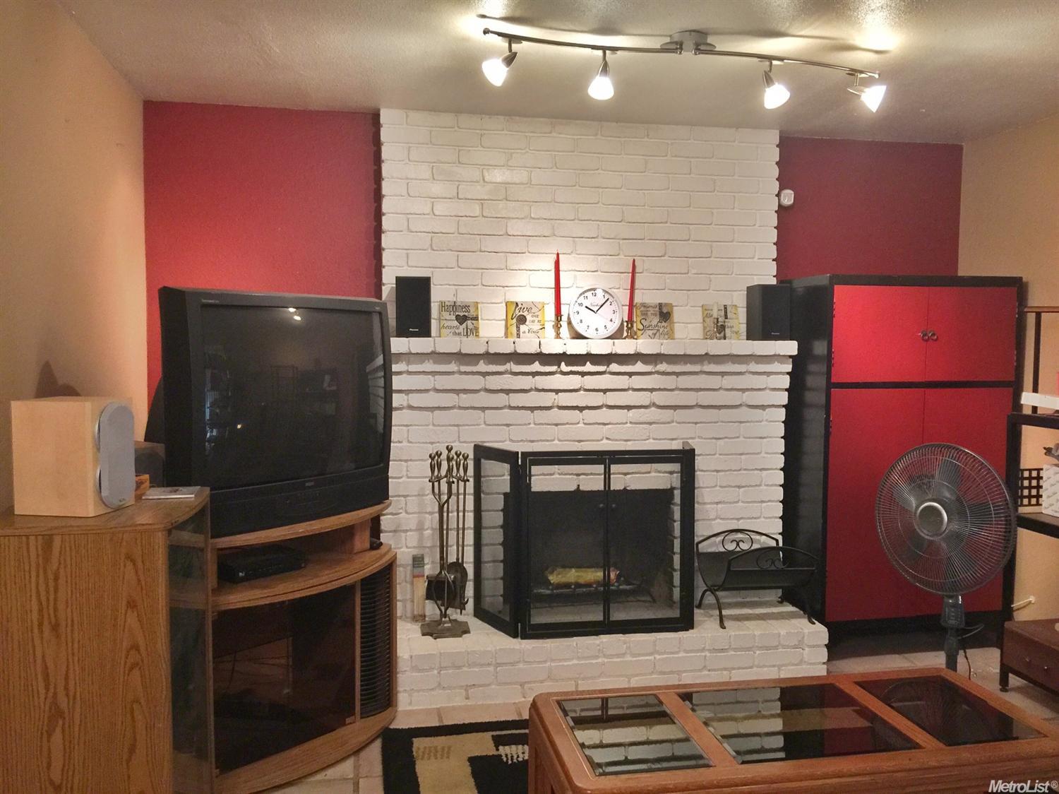 1404 Coffee Villa Dr, Modesto, CA 95355 photo 5