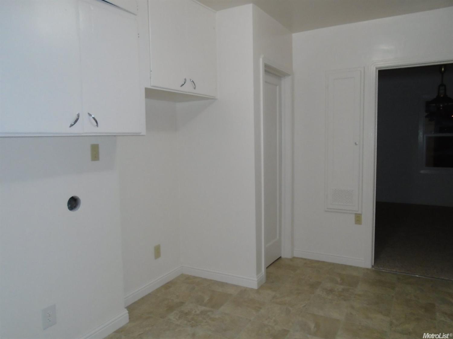400 Eureka Ave, Lodi, CA 95240 photo 4