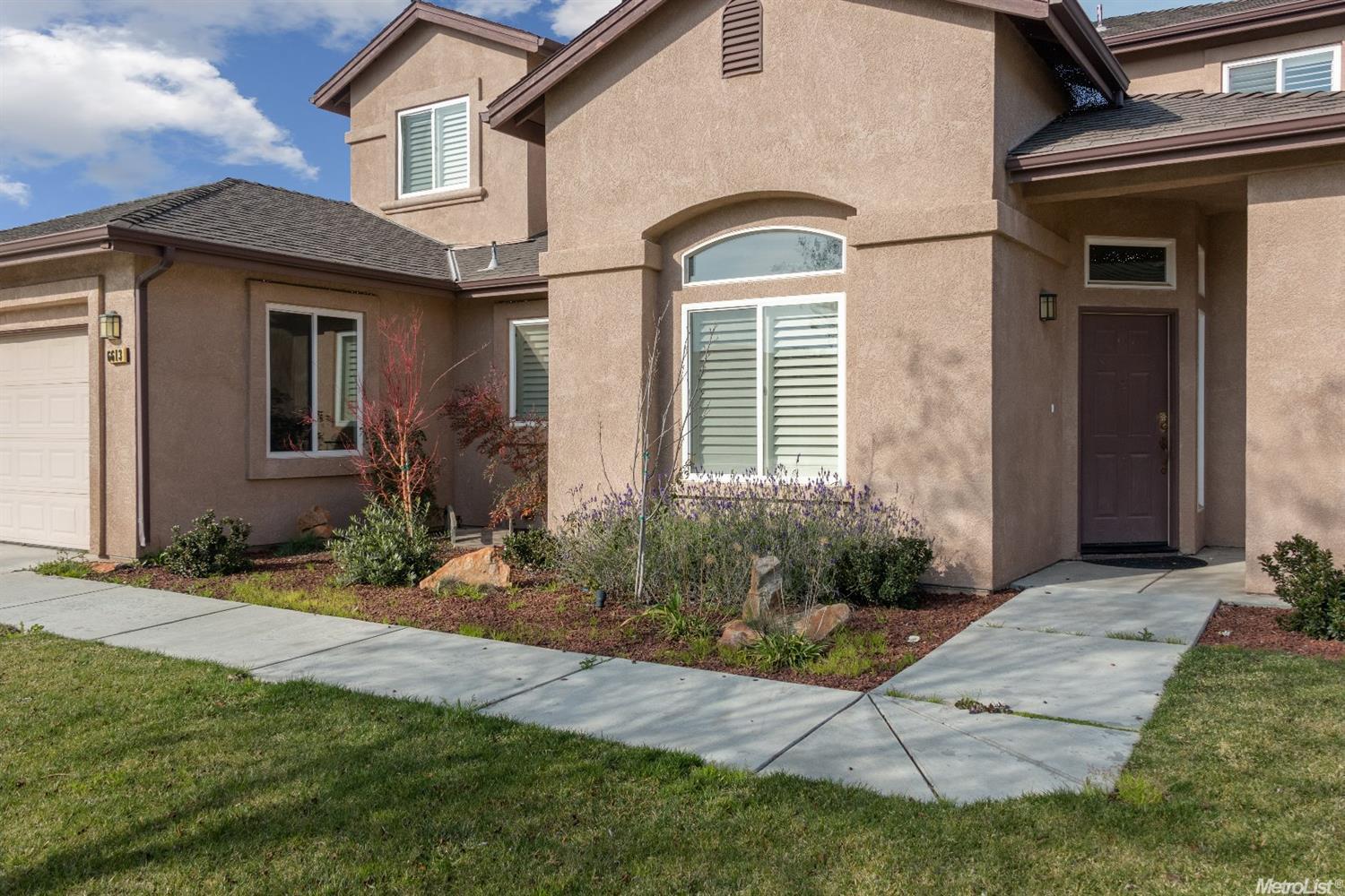 6613 Seedling Cir, Hughson, CA 95326 photo 2