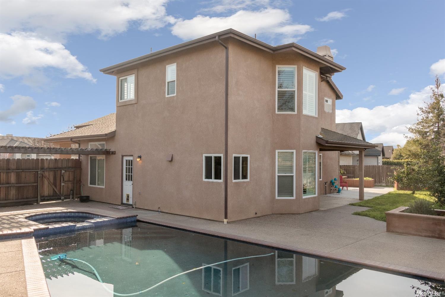 6613 Seedling Cir, Hughson, CA 95326 photo 4