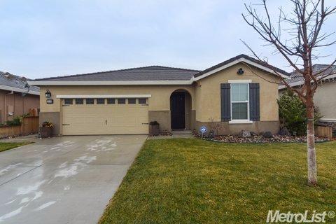 1493 Sereno Dr, Manteca, CA 95337 photo 2