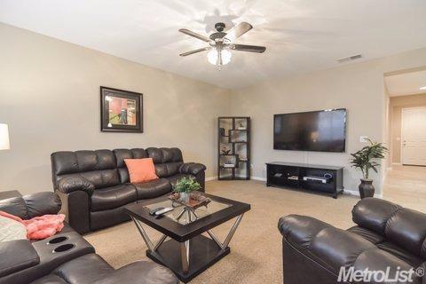 1493 Sereno Dr, Manteca, CA 95337 photo 5