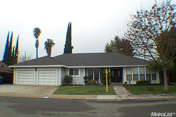 1401 Oakridge Ct, Modesto, CA 95351 photo 1