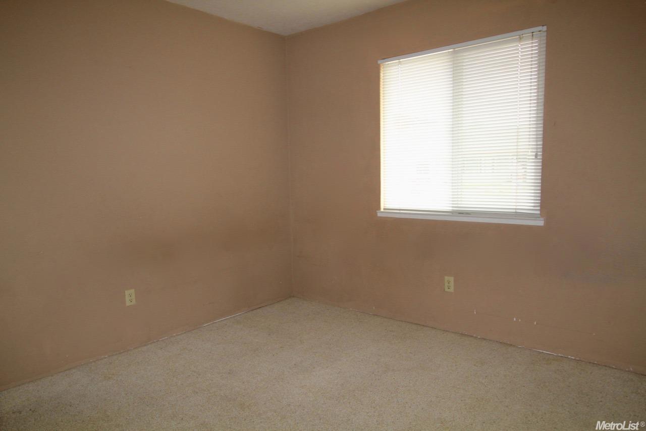 2306 Spring Dr, Escalon, CA 95320 photo 11