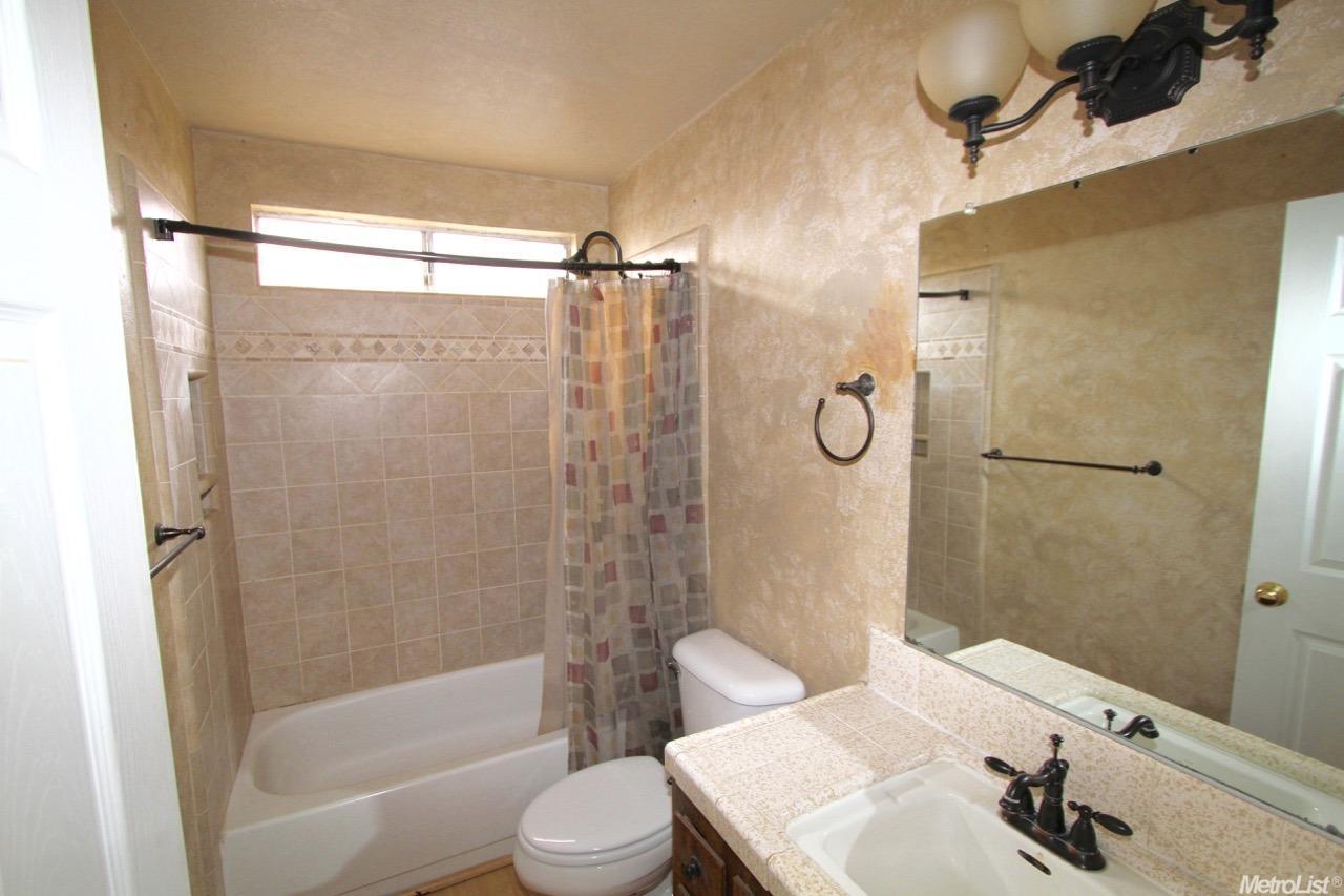 2306 Spring Dr, Escalon, CA 95320 photo 9