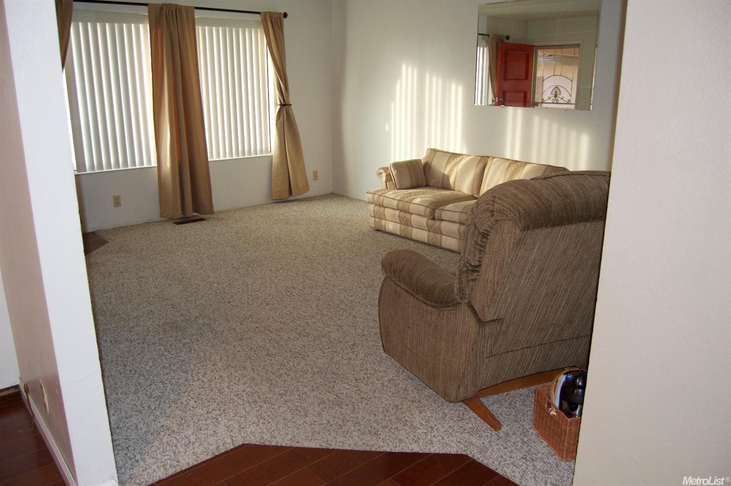 1250 Glenhurst Dr, Lodi, CA 95240 photo 2