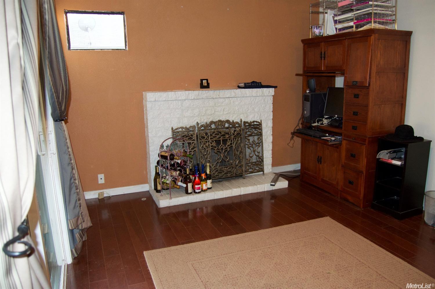 1250 Glenhurst Dr, Lodi, CA 95240 photo 4