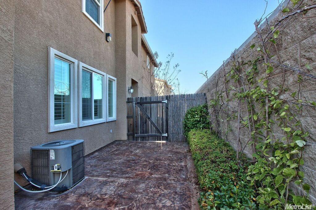 3203 Ferry Cir, Folsom, CA 95630 photo 20