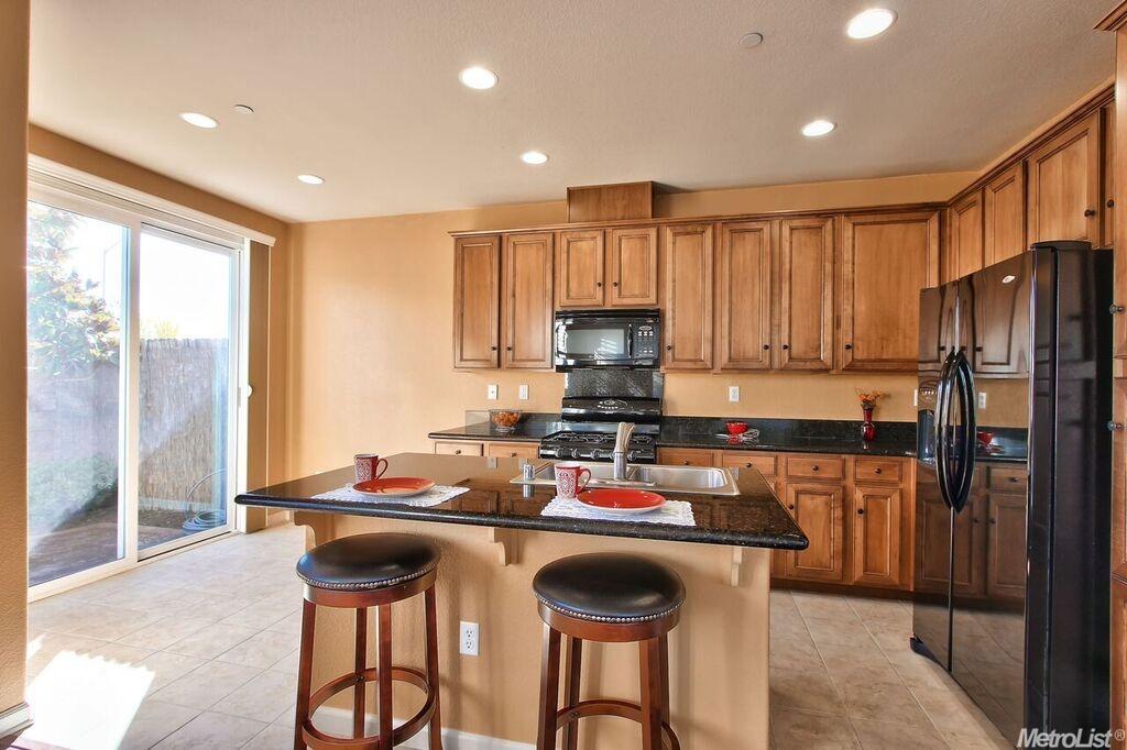 3203 Ferry Cir, Folsom, CA 95630 photo 8