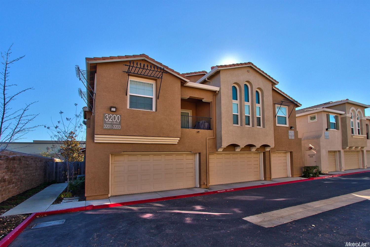 3203 Ferry Cir, Folsom, CA 95630 photo 1