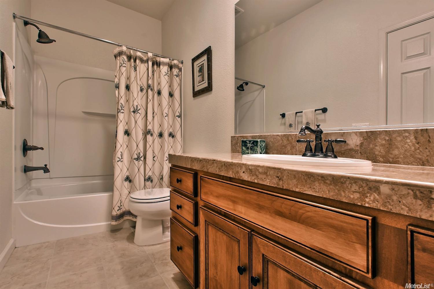 3203 Ferry Cir, Folsom, CA 95630 photo 12