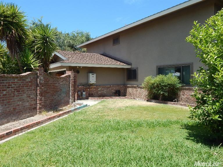 1402 R, Firebaugh, CA 93622 photo 25