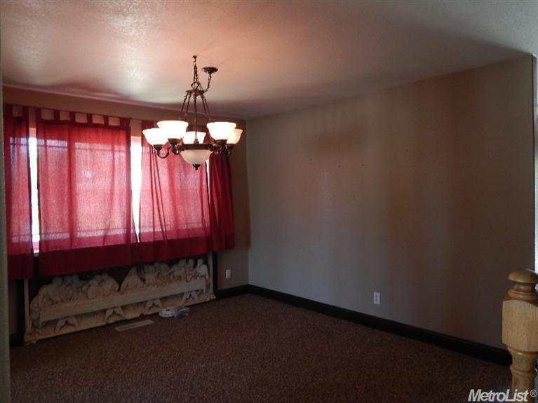 1402 R, Firebaugh, CA 93622 photo 9