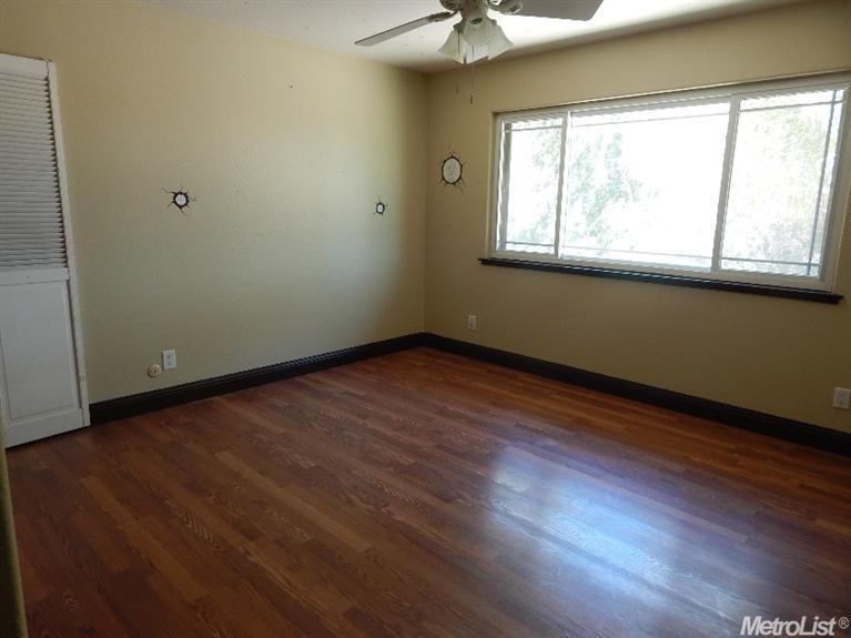 1402 R, Firebaugh, CA 93622 photo 11