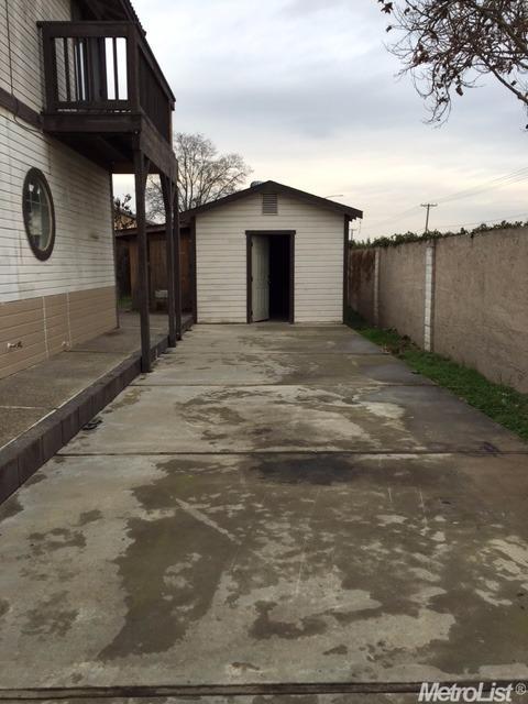 2416 Echo Park Ct, Modesto, CA 95358 photo 8