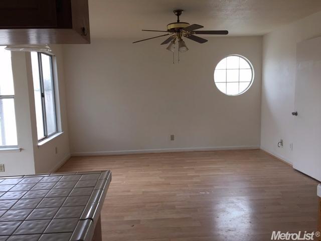 2416 Echo Park Ct, Modesto, CA 95358 photo 3