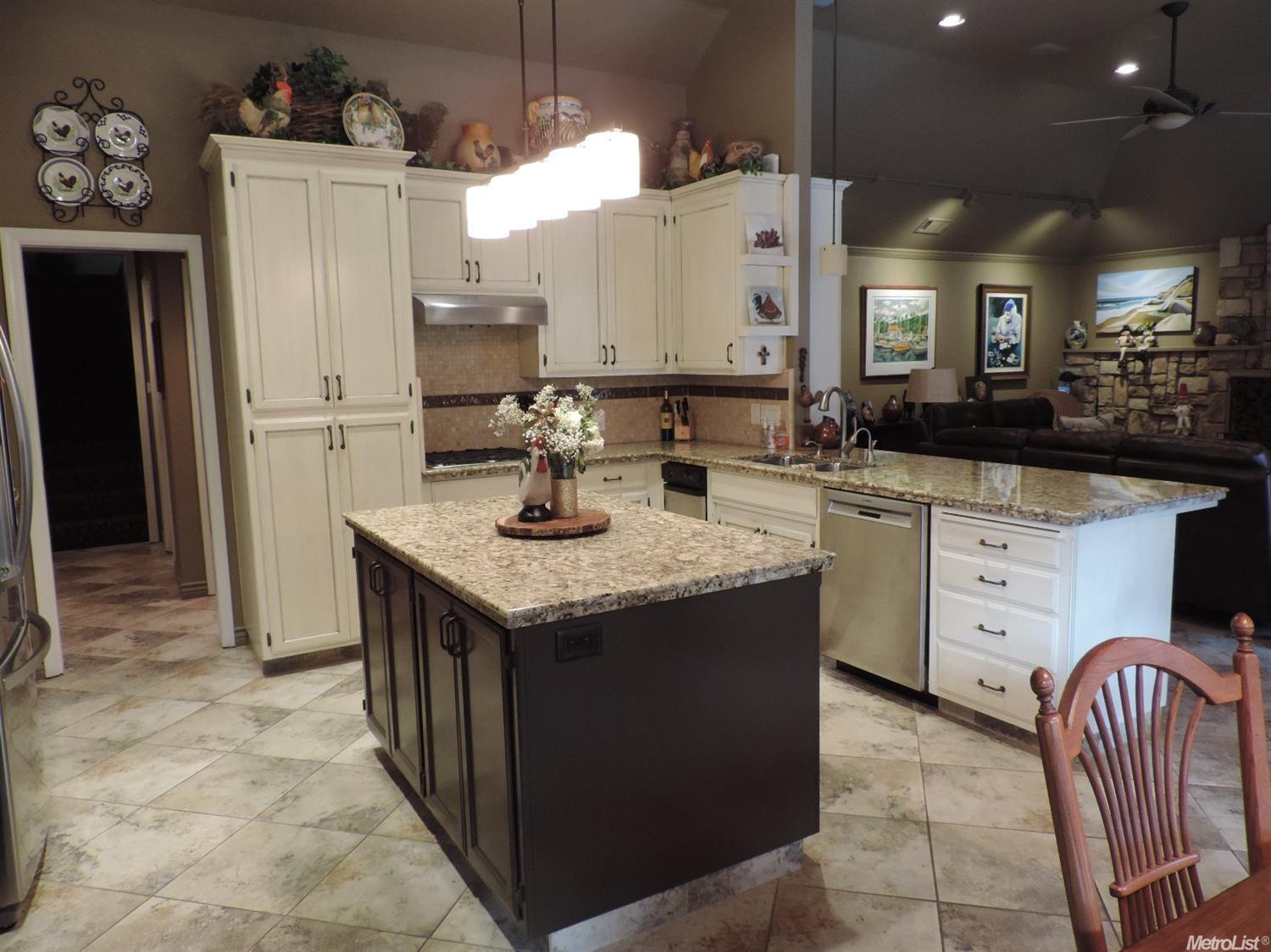 2206 Grenoble Dr, Lodi, CA 95242 photo 6