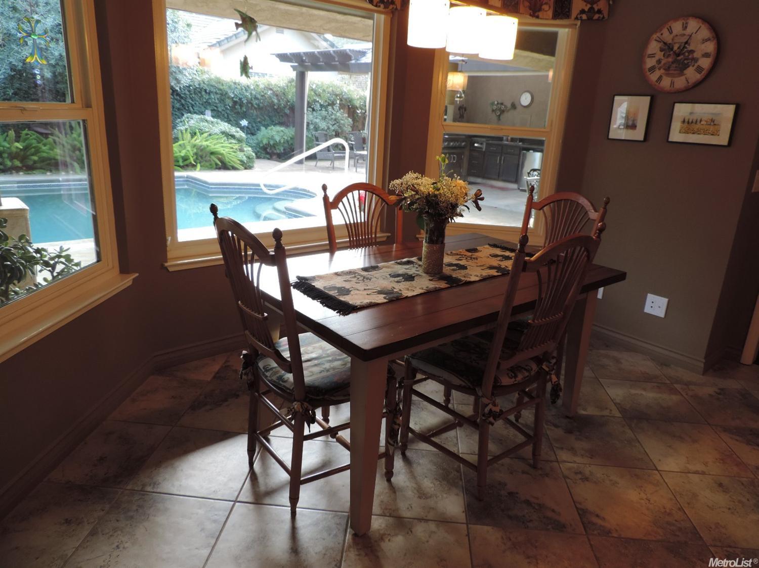 2206 Grenoble Dr, Lodi, CA 95242 photo 8