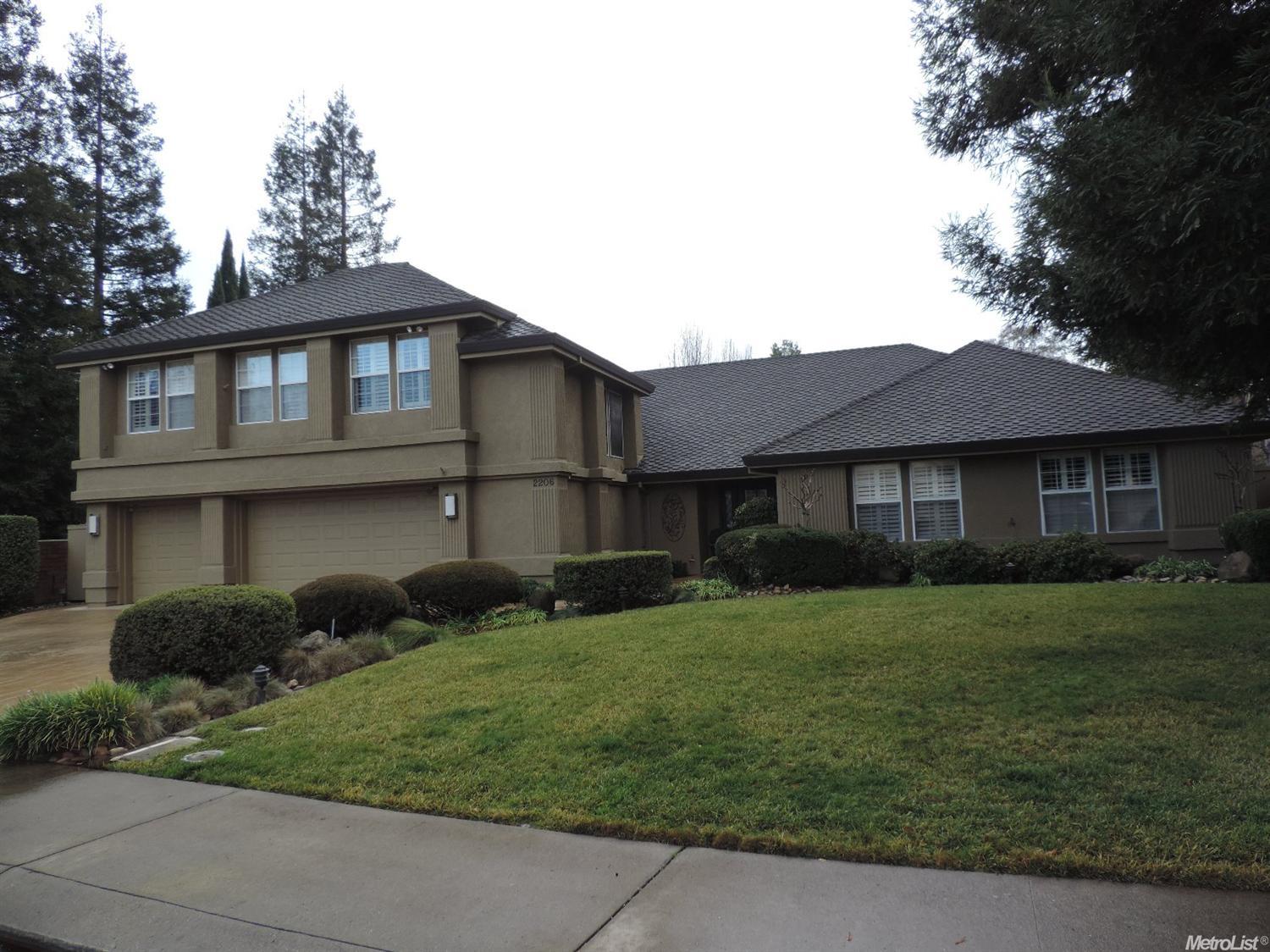 2206 Grenoble Dr, Lodi, CA 95242 photo 1