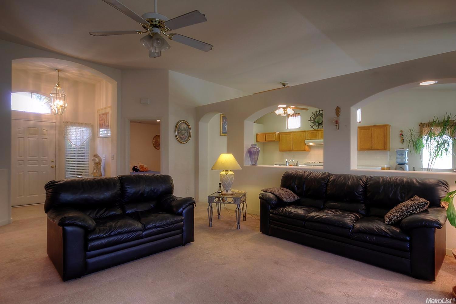 900 Imperial Dr, Madera, CA 93637 photo 6