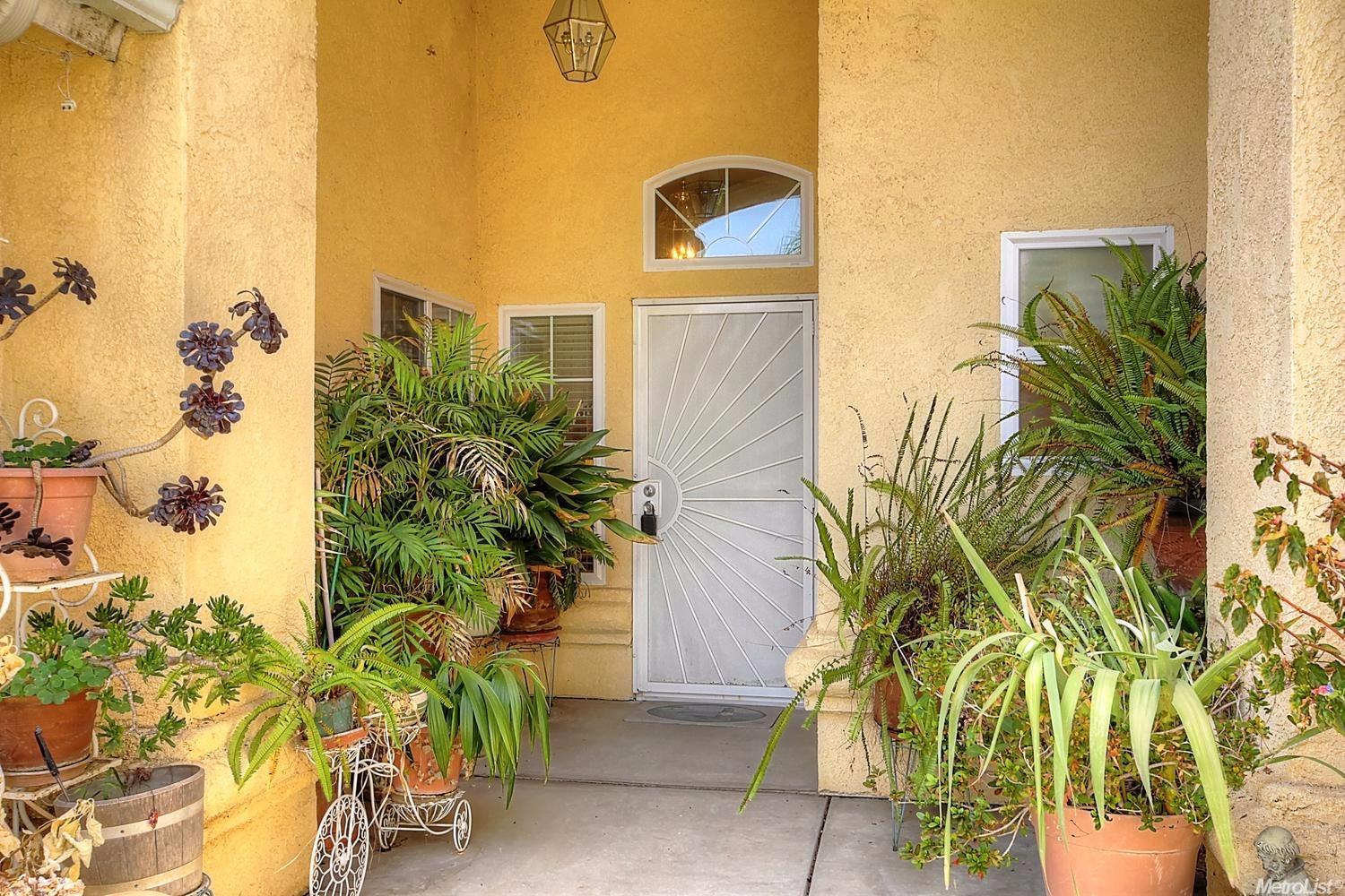 900 Imperial Dr, Madera, CA 93637 photo 3