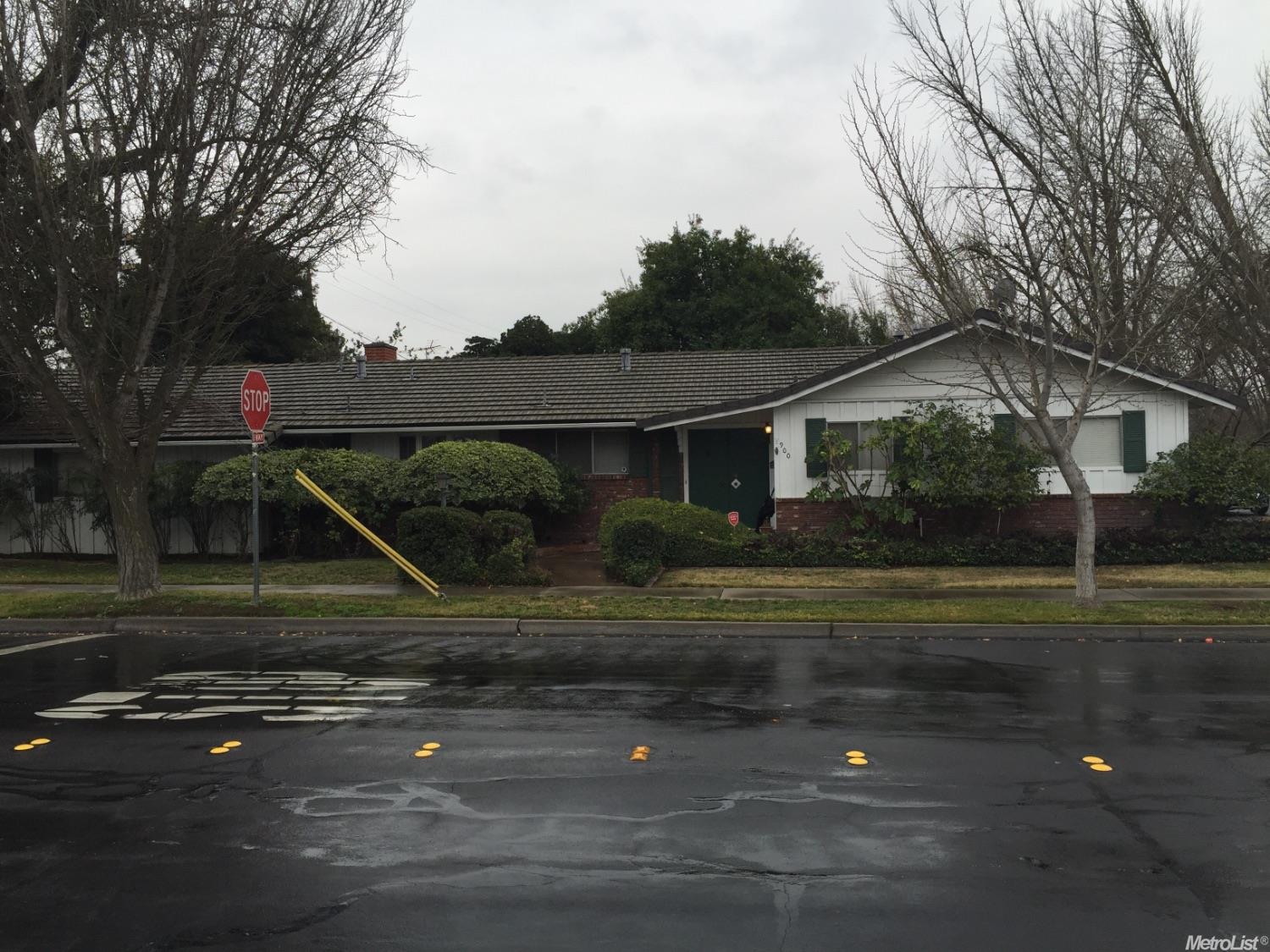 900 E Rumble Rd, Modesto, CA 95350 photo 1