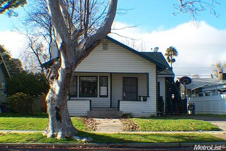 210 Sunset, Modesto, CA 95351 photo 1